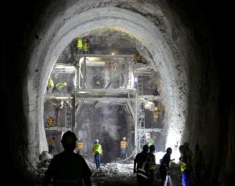 紅豆山隧道修建有多難？都用到了哪些工具